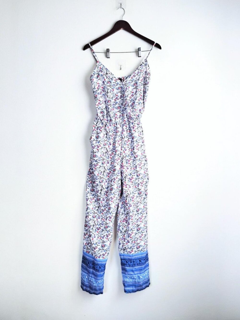 Ultra Flirt brand large white blue patterned spaghetti strap jumpsuit